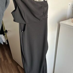 Lulu's Gray One Shoulder Sheath Dress